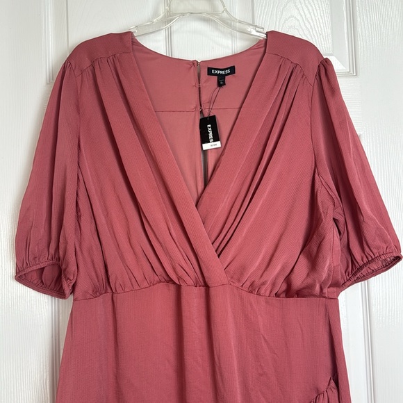 Express Ruffle Faux Wrap Dress Mauve Pink NWT - Picture 2 of 7